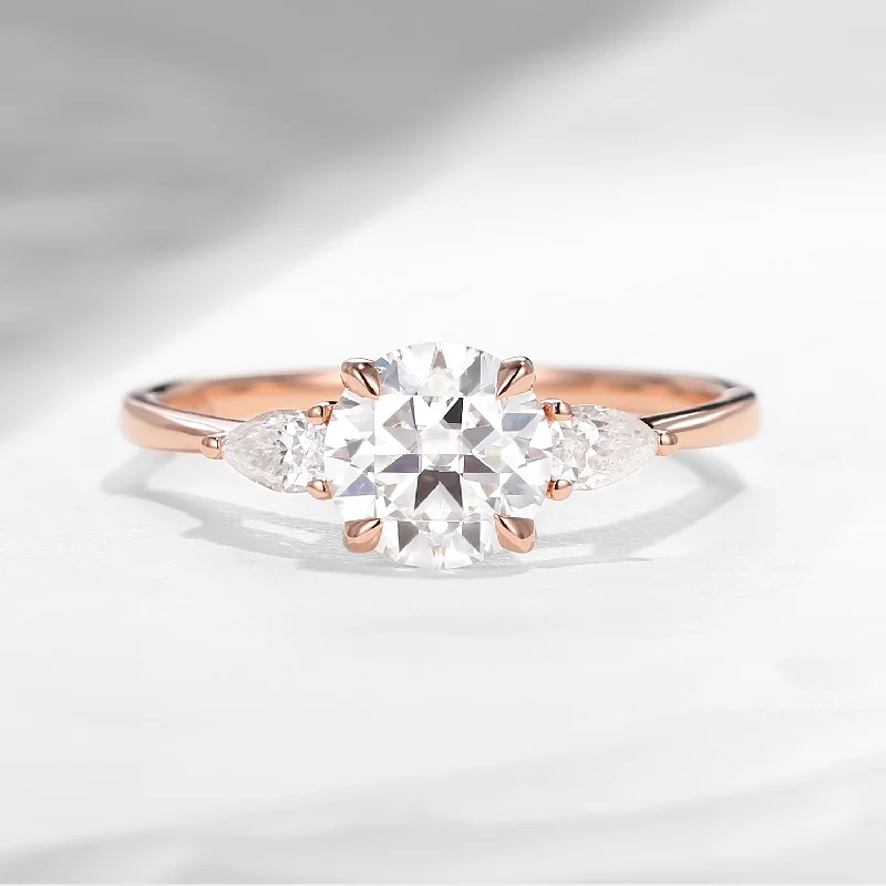 customized engagement rings -1.0ct-2.0ct Round Cut Lab Diamond Three-stone Engagement Ring