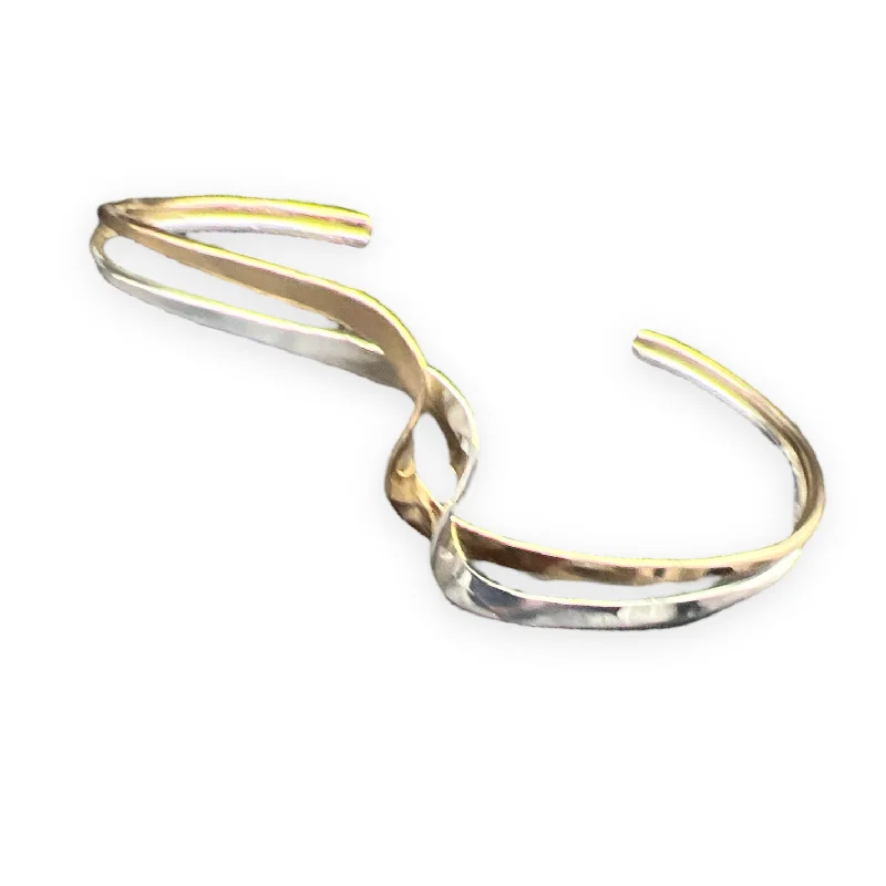 spiral bangles for women -8609 - Ripple Effect Cuff