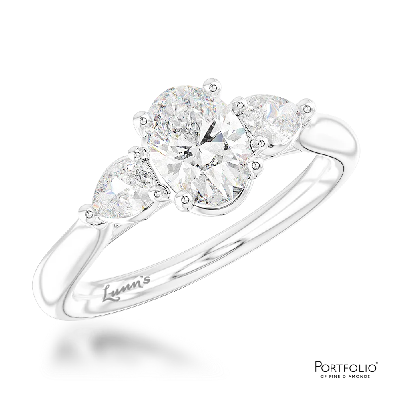 women’s infinity rings -Three Stone 0.80ct F VS2 Diamond Platinum Ring